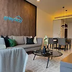 Luxury Tropicana The Residence Skypool Klccview Citycenter By Heystay Management