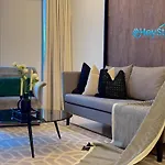 Luxury Tropicana The Residence Skypool Klccview Citycenter By Heystay Management