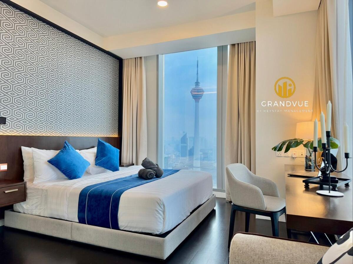 Luxury Tropicana The Skypool Klccview Citycenter By Heystay Management Pangsapuri