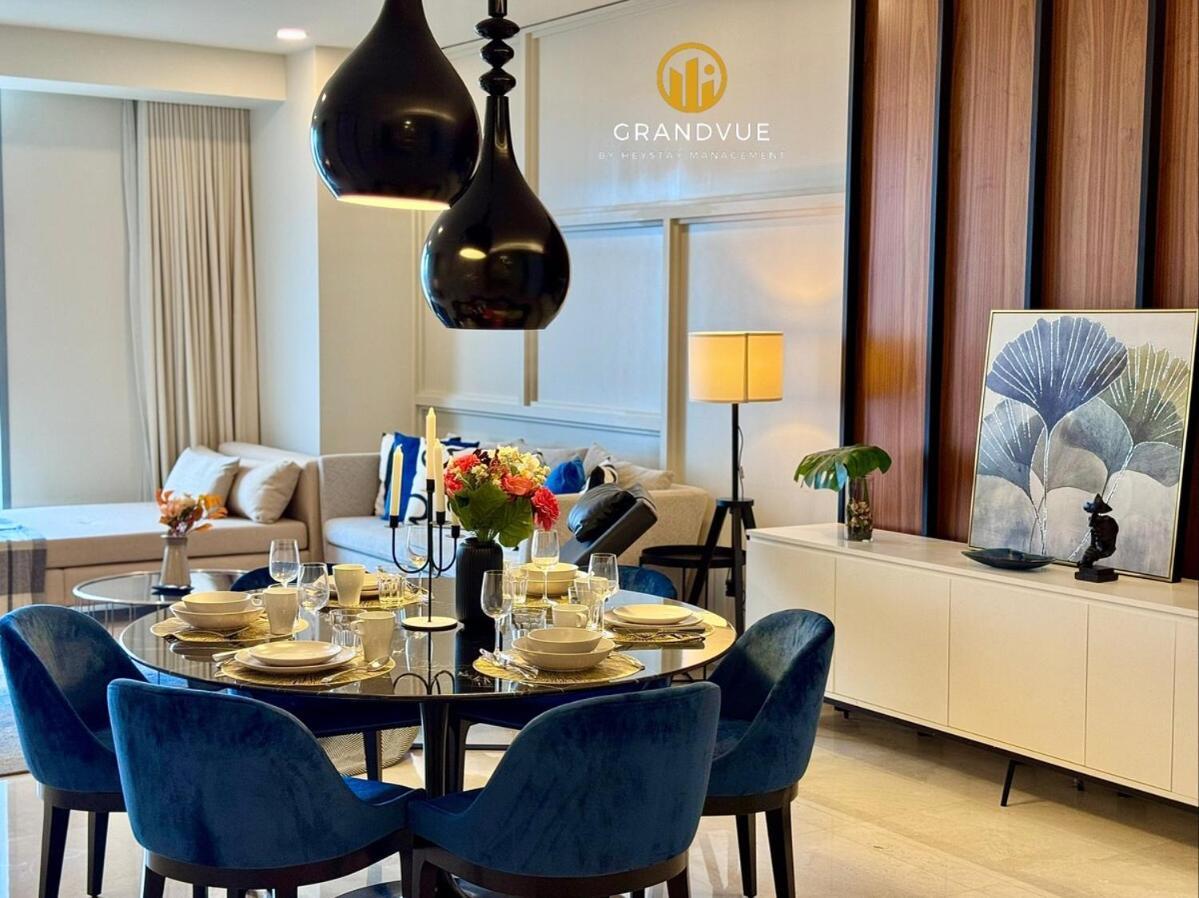 Luxury Tropicana The Skypool Klccview Citycenter By Heystay Management Pangsapuri