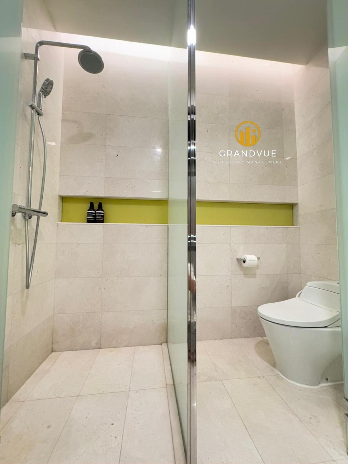 Luxury Tropicana The Skypool Klccview Citycenter By Heystay Management