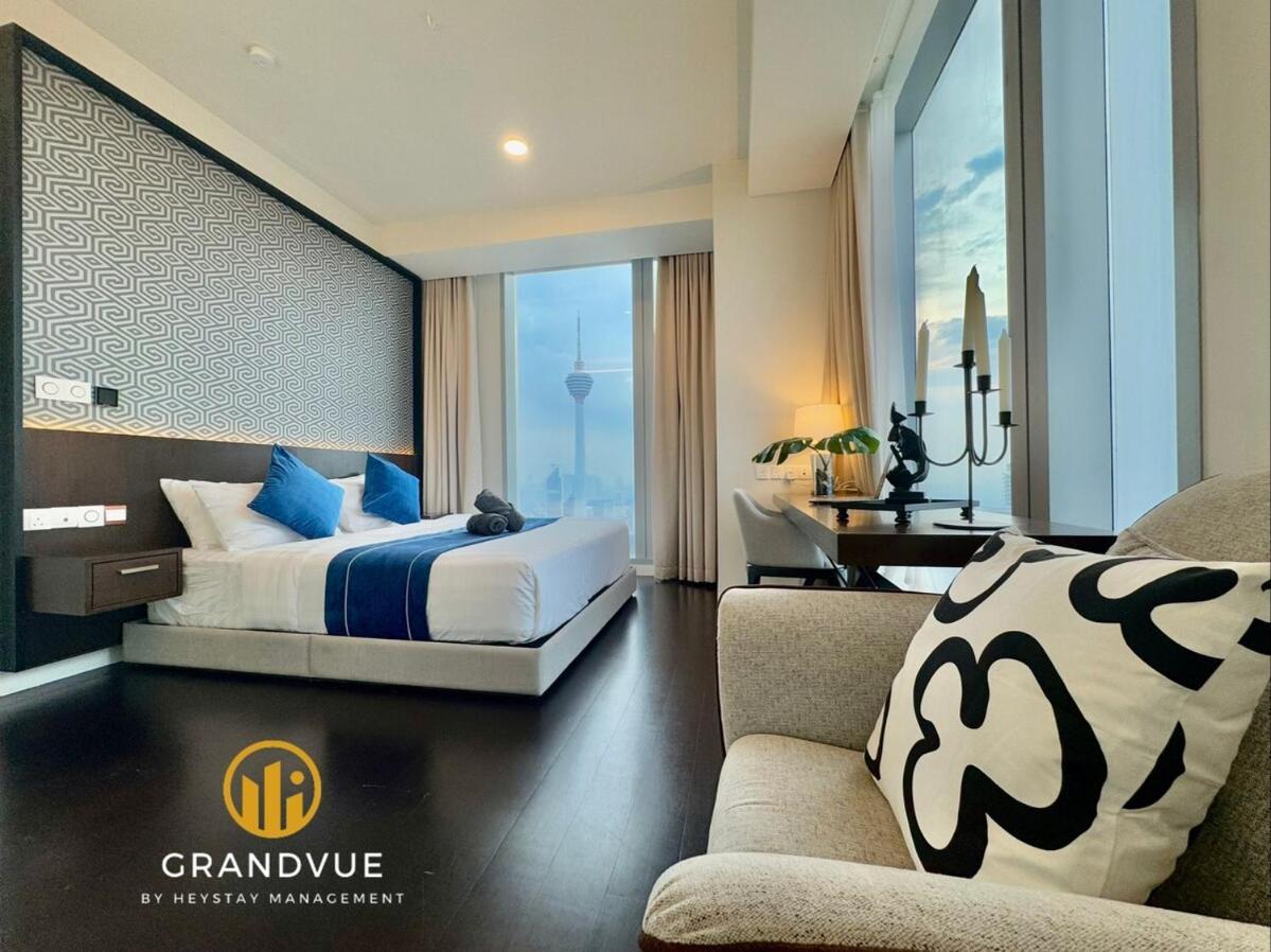 Luxury Tropicana The Skypool Klccview Citycenter By Heystay Management Pangsapuri