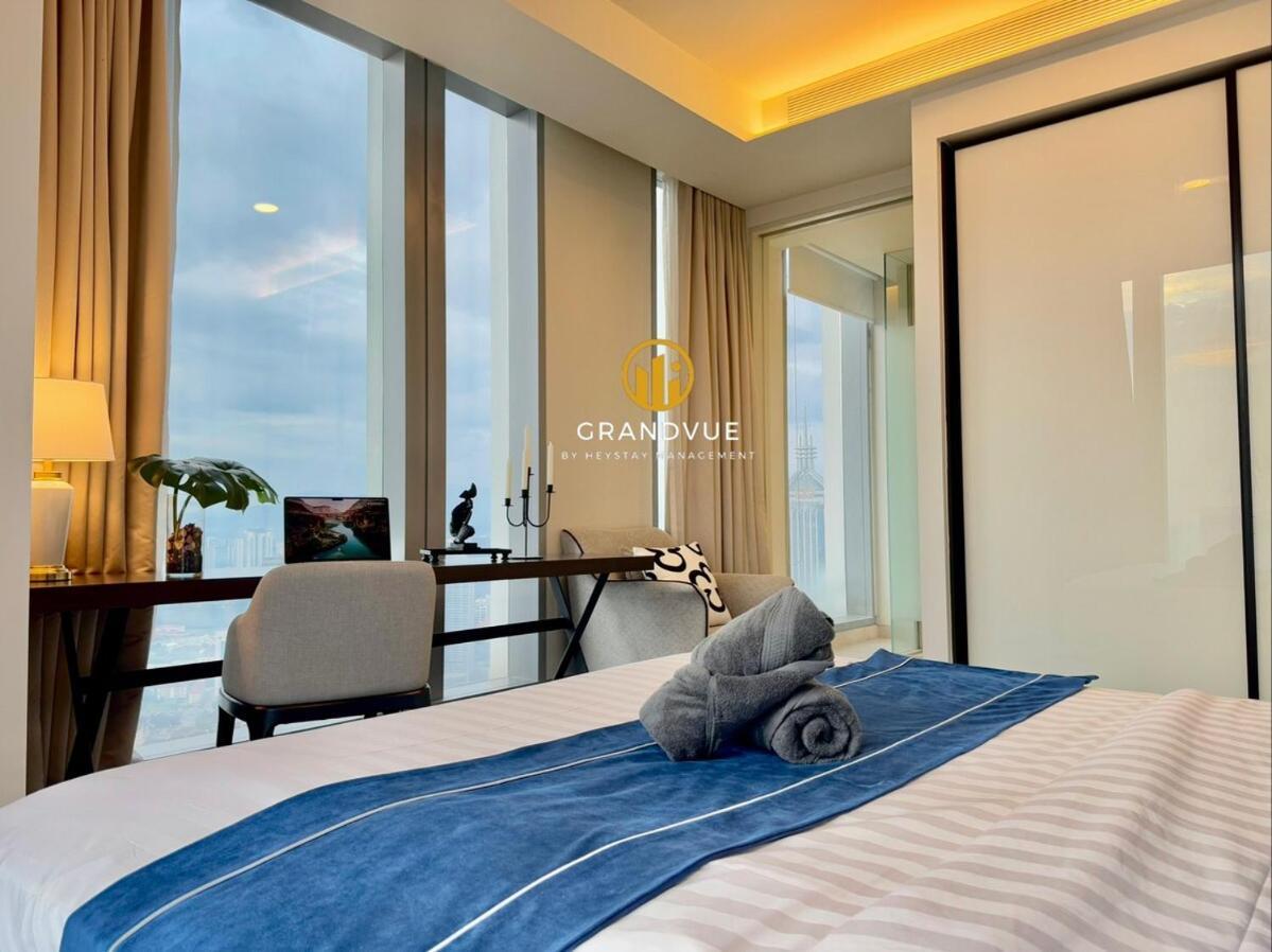 Pangsapuri Luxury Tropicana The Skypool Klccview Citycenter By Heystay Management Kuala Lumpur