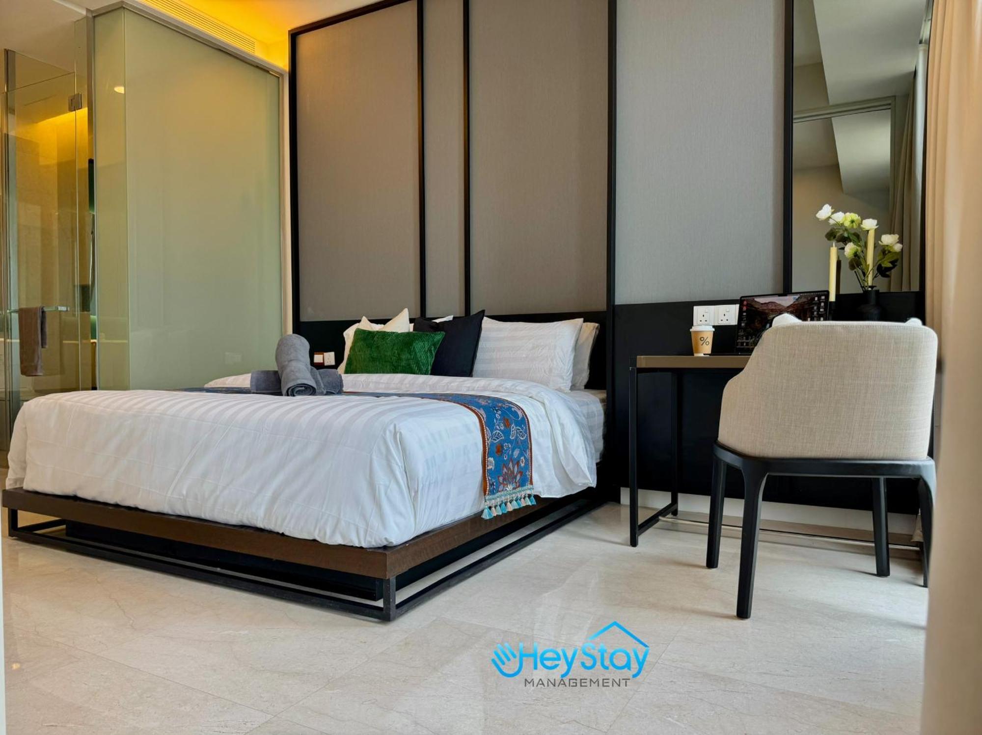 Luxury Tropicana The Skypool Klccview Citycenter By Heystay Management Kuala Lumpur