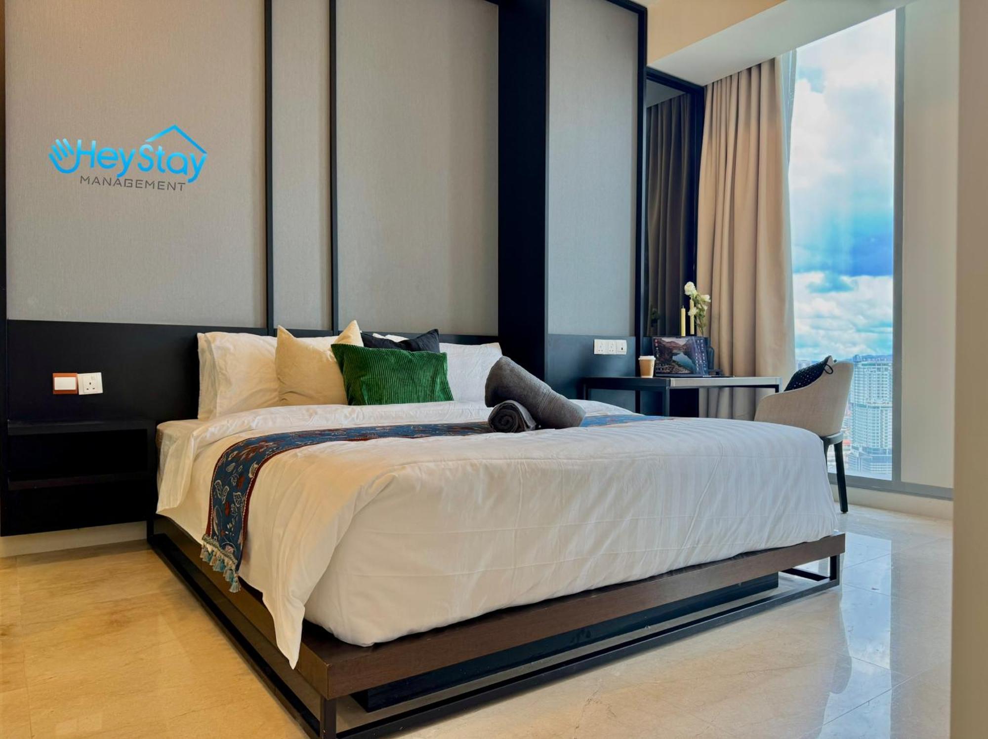 Luxury Tropicana The Skypool Klccview Citycenter By Heystay Management * Kuala Lumpur