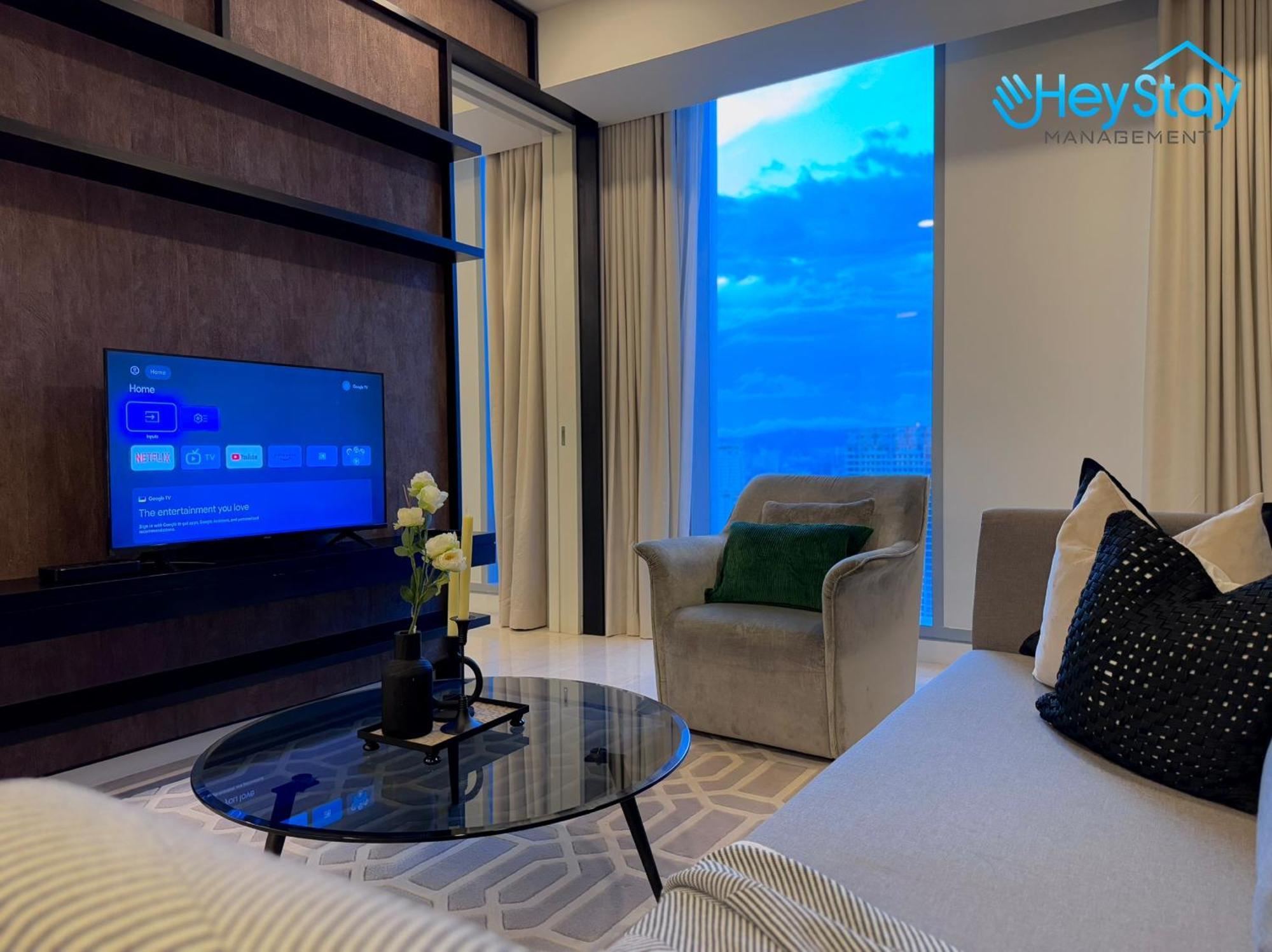Luxury Tropicana The Skypool Klccview Citycenter By Heystay Management Pangsapuri Kuala Lumpur